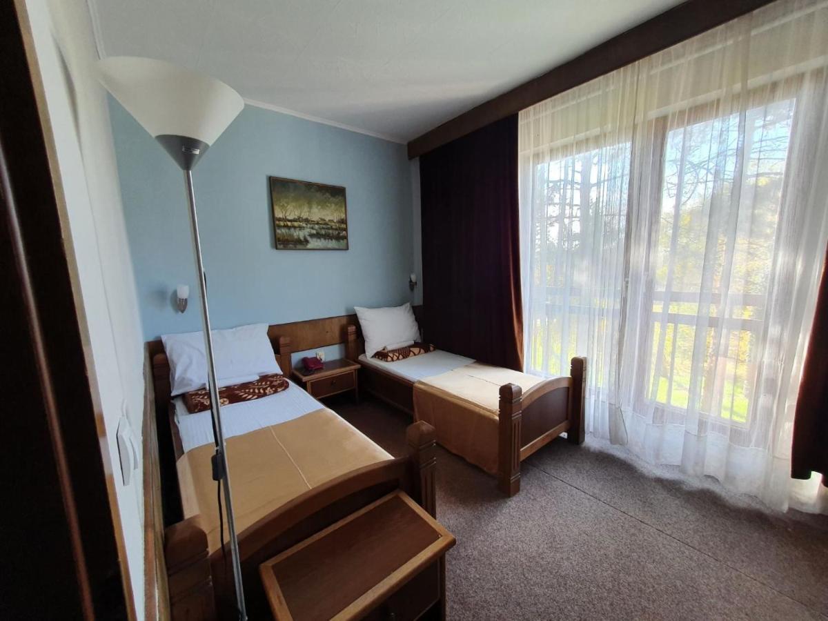 Hotel Biser Panonija Duboka Esterno foto
